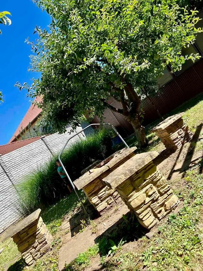 Zsuzsa Apartman Hajdúszoboszló