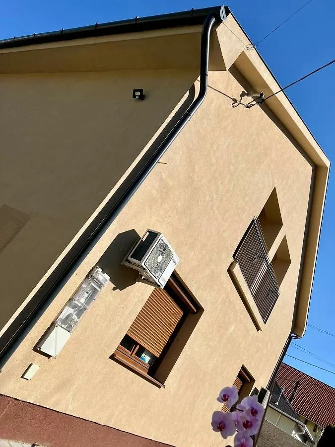 Zsuzsa Apartman Hajdúszoboszló