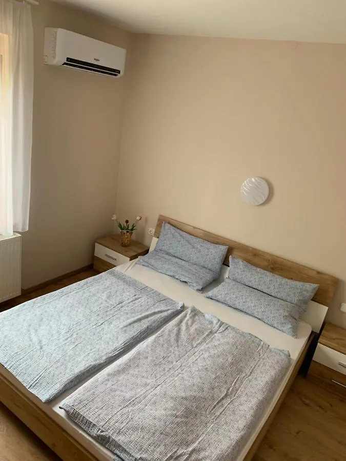 Zsuzsa Apartman Hajduszoboszlo 0*,  Hungary