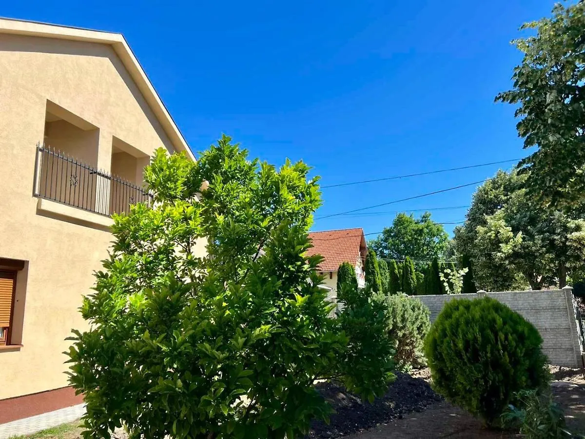 Zsuzsa Apartman Hajduszoboszlo Hungary